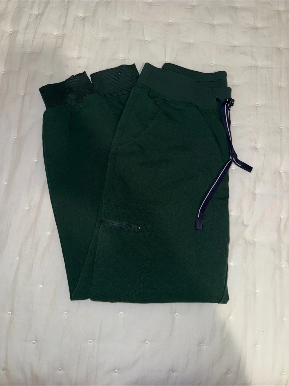 FIGS size small jogger scrub bottom